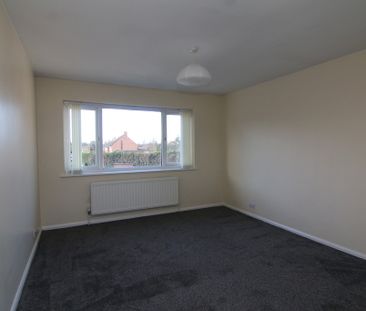 2 Bedroom FLAT, Chester - Photo 2