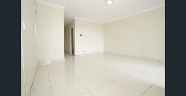 Prime Location - Photo 1