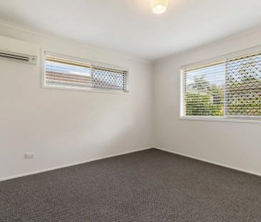 Neat & Spacious 3-Bedroom Home in Keperra - Photo 2