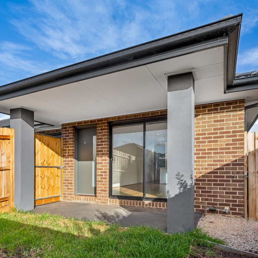 Spacious 2 Bedroom House in Melton South - Photo 1