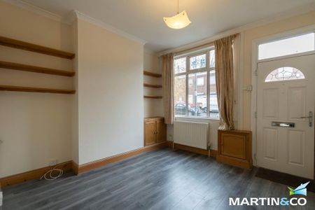 2 bedroom terraced house to rent - Photo 3