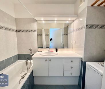 Location Appartement 2 pièces 39m² LYON 3ème - Photo 2