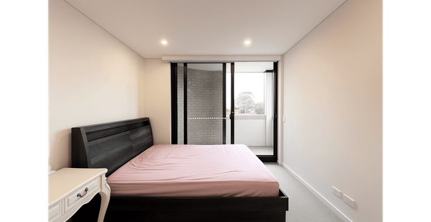 Spacious Furnished 2 Bedroom Apartment in the Heart of Burwood – Walk to Train Station & Westfield - Photo 1