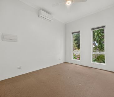 Modern Two-Bedroom Unit with Courtyard! - Photo 5
