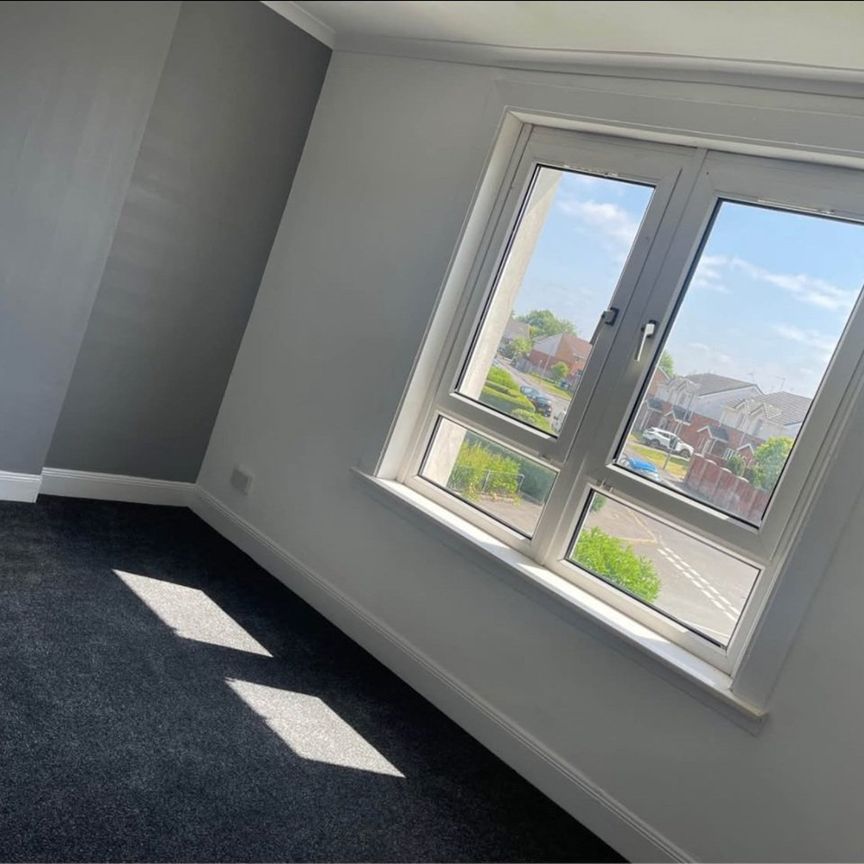 2 Bed Flat, Kincraig Street, G51 - Photo 1