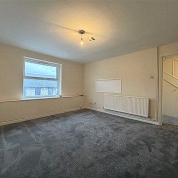 High Street, Witney, Oxfordshire, OX28 - Photo 1