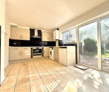 Misbourne Road, Hillingdon, UB10 - Photo 4
