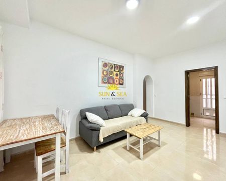 2 BEDROOM VILLA - ORIHUELA COSTA - Photo 5