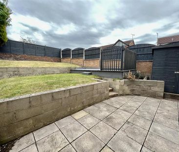 3 bedroom semi-detached house to rent - Photo 2