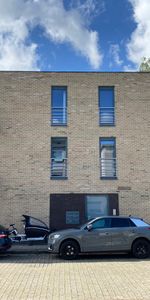 - GENT - Ruim appartement met 3 slpk en balkon - Foto 4