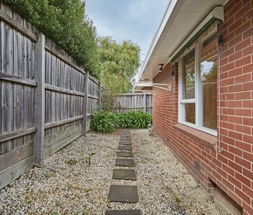 Stylish & Convenient Living in Doncaster East - Photo 5
