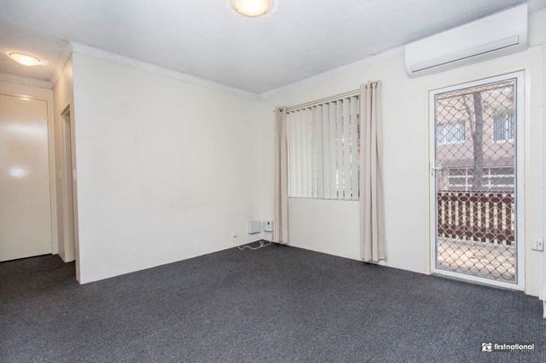 Convenient Ground Floor Living Close to Penrith CBD - Photo 1