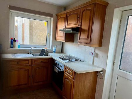 3 bedroom detached house to rent - Photo 5