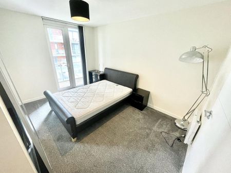 2 bedroom apartment to rent - Photo 4