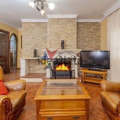 Alquiler de casa o chalet independiente en Junta Los Caminos - Photo 1