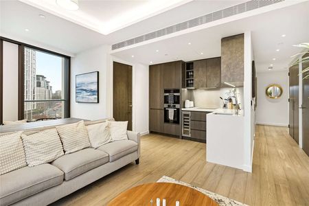 Three bedroom apartment located in Nine Elms. - Photo 5