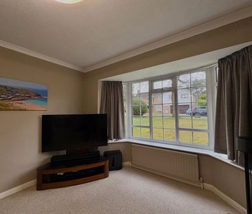 Robin Hill Drive, Camberley, Surrey, GU15 - Photo 5