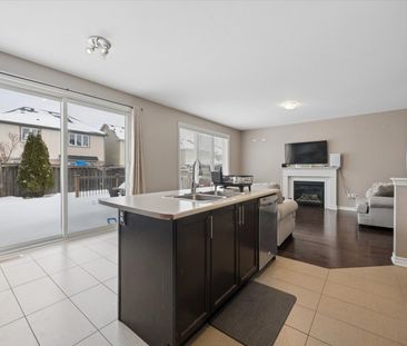 For Lease - 11 Gordon Drive, New Tecumseth, Ontario - Photo 4