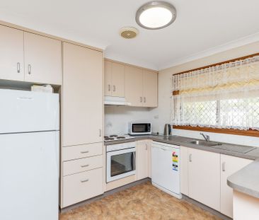 Neat & Tidy Family Home - Photo 5