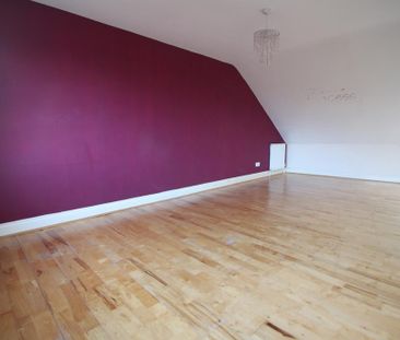 2 bedroom maisonette to rent - Photo 2