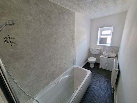 Pilsworth Road - Photo 5