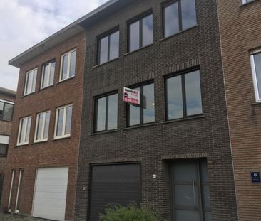 Bel-etage met 3 slaapkamers, tuin en garage - Photo 4