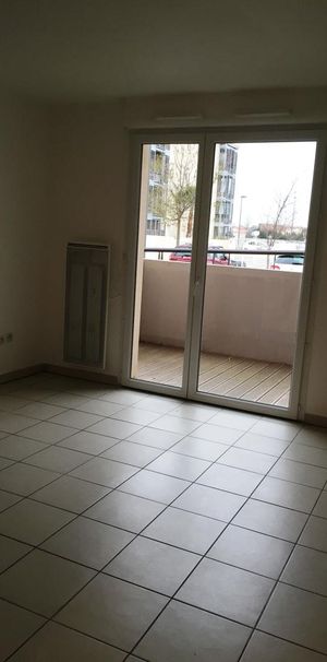 location Appartement T1 DE 27.07m² À ST LAURENT DE LA SALANQU - Photo 1