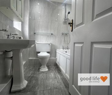 3 bedroom semi-detached house to rent - Photo 4