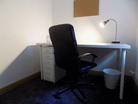 1 bedroom terraced house to rent - Photo 2