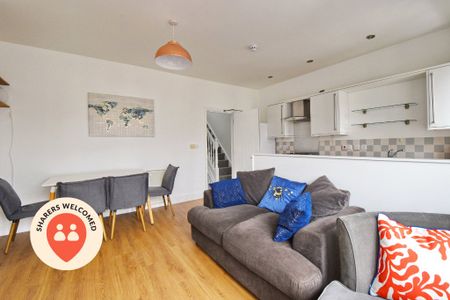 Sandy Park Road, Bristol - Photo 3