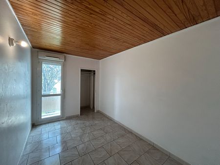 Location Appartement 3 pièces 55m² - Photo 5
