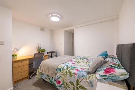 2 bedroom private hall to rent - Photo 3