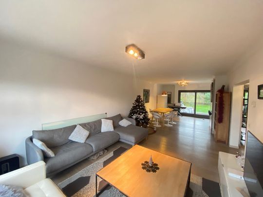 Lumineuse maison 6ch + bureau avec jardin et garage à 1630 Linkebeek  Loyer: 2 200 € - Photo 1