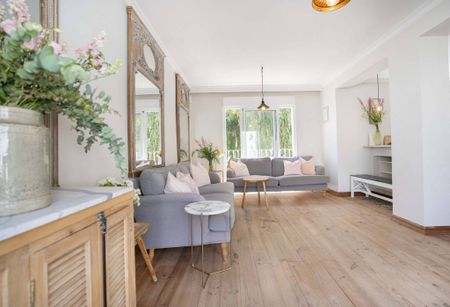 Luxury Townhouse for rent in San Pedro de Alcántara, Andalusia - Photo 3