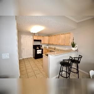 2 Bed 1 Bath Townhouse Summerside Edmonton For Rent - Photo 3