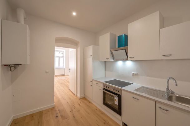 ++NEU++ 2-Zimmer ALTBAU-ZWEITBEZUG in gefragter Lage! - Foto 1