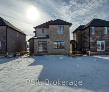 Detached Home For Lease | X8131582 - Photo 1