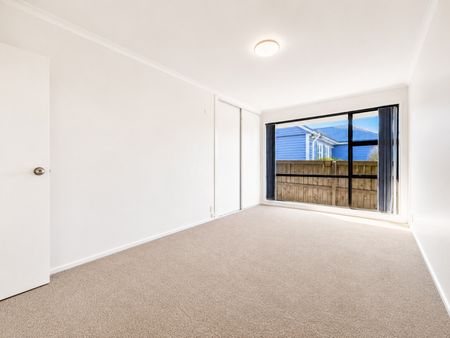 2 Resolution Place, Bryndwr - Photo 3