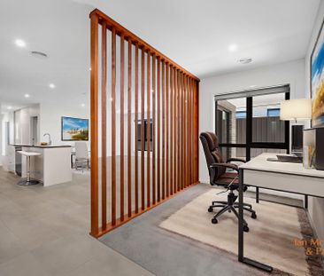 13 Quigley Street, Googong - Photo 2