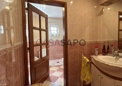 Moradia Isolada T3 para comprar / alugar no Seixal