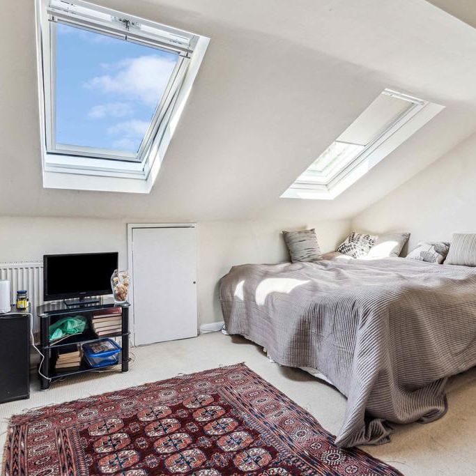 3 bedroom maisonette to rent - Photo 1