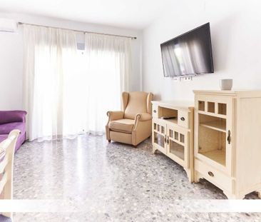 Plaza del Aljarafe, Sevilla, Andalusia 41005 - Photo 5