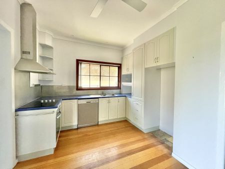 28 Chenhall Crescent Traralgon VIC - Photo 5