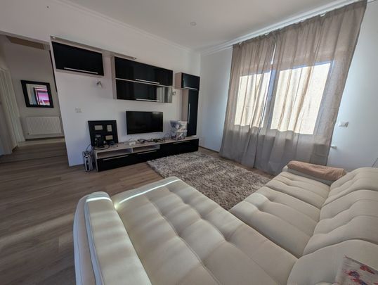 Domnesti Duplex 4 Camere 160 mp - Photo 1