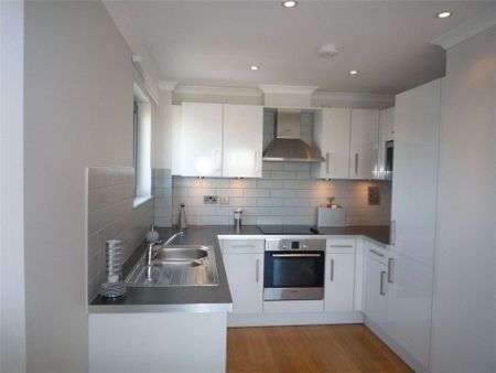 Lett Road, London, E15 2HP - Photo 5