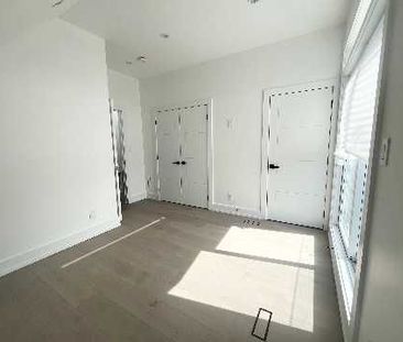 For Lease - 171 Durant Avenue Unit# Unit 2, Toronto, Ontario - Photo 4
