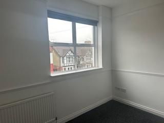 1 bedroom house of multiple occupation to rent - Photo 1