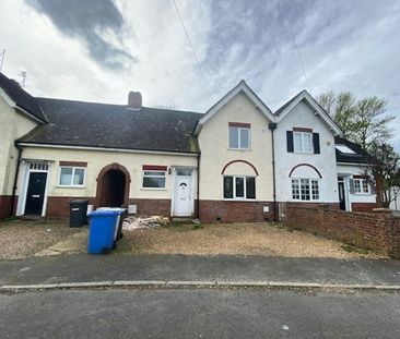 Terraced House to rent on - Photo 5
