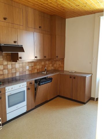 Appartement de 4,5 pièces au 2ème étage avec part au grand jardin commun - Photo 4