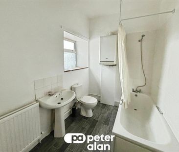 High Street, Fleur De Lis, BLACKWOOD - Photo 5